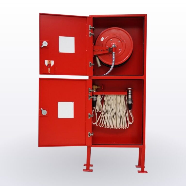 Two cabin firebox + hose reel and Hose rack